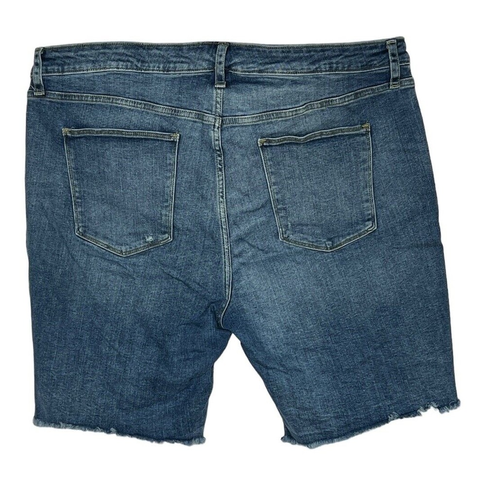 Universal Thread Denim Shorts Blue Medium Wash High Rise Jean Shorts - Picture 2 of 4